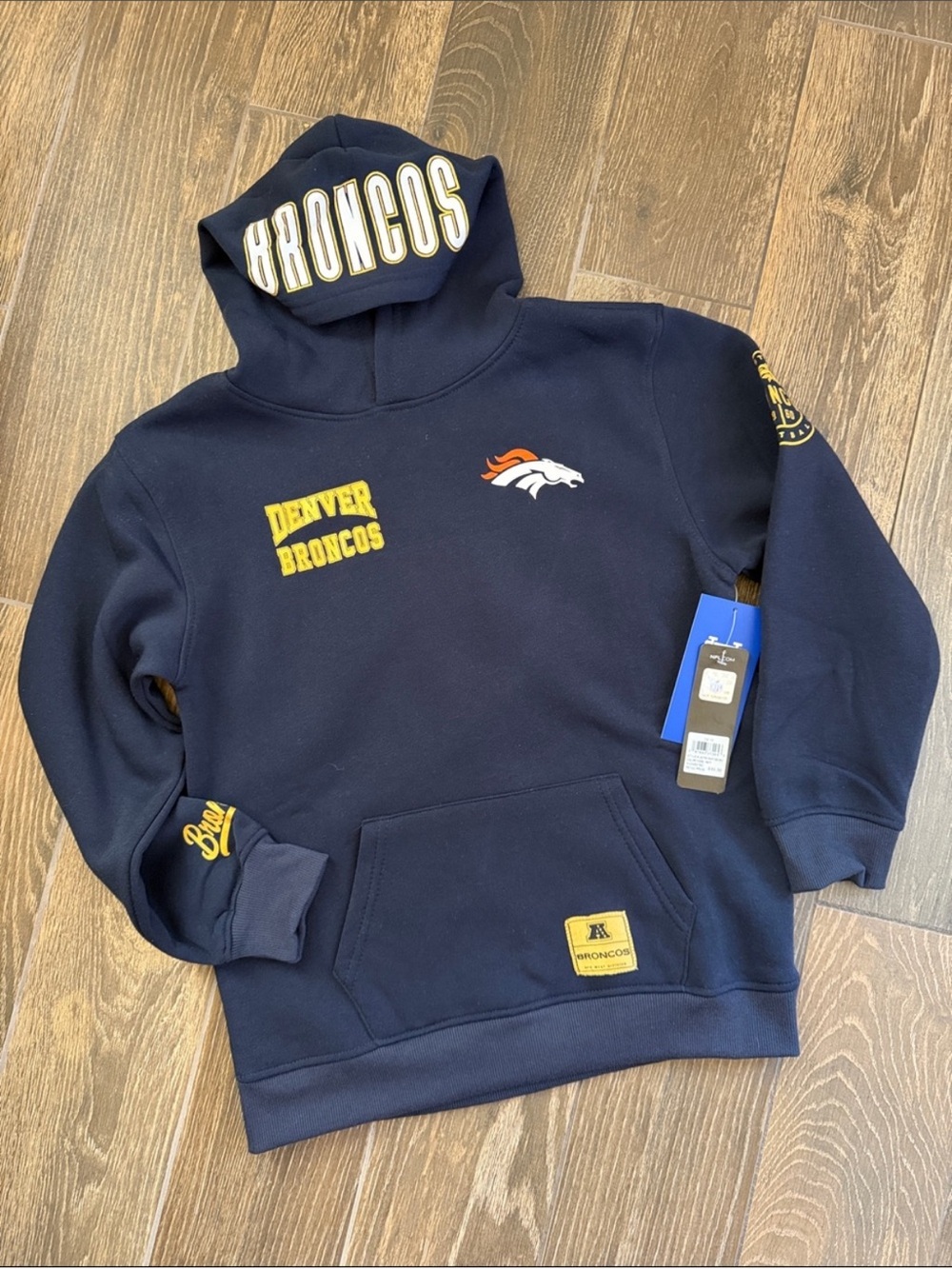 NFL Ultra Game Boys' Denver Broncos Metallic Hooded Sweatshirt—Limited Edition
